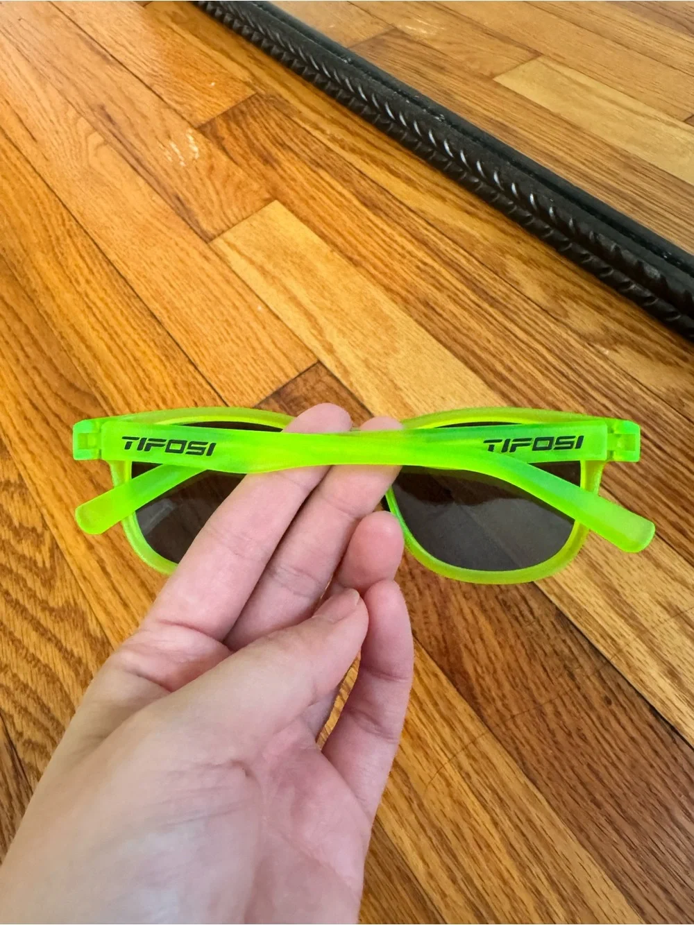 Tifosi Optics Neon Green Kids Sunglasses with Blue Mirrored Lenses
